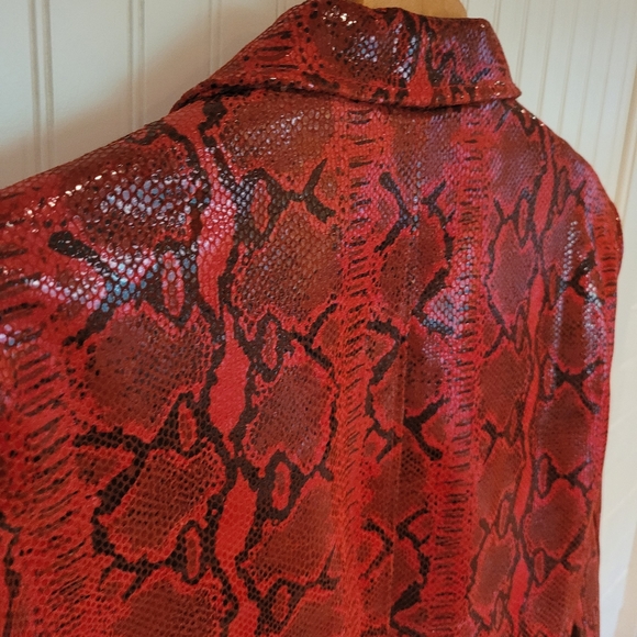 💋🔥90's red leather snake jacket! - Picture 7 of 9